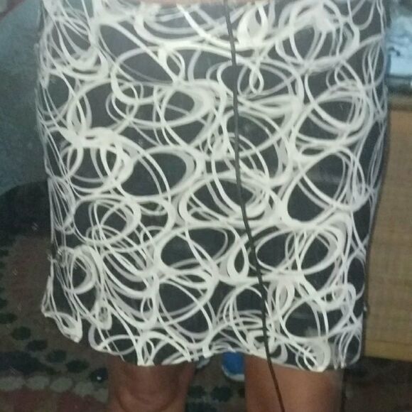 Swirls on swirls  - Picture 2 of 4